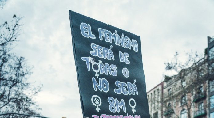 Denuncian a Pedro Sánchez ante el juez