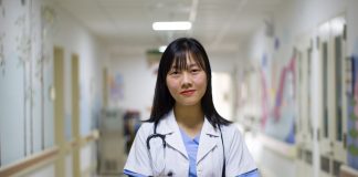 Las autopsias revelan mucho sobre el nuevo coronavirus anesthesia, doctor, female